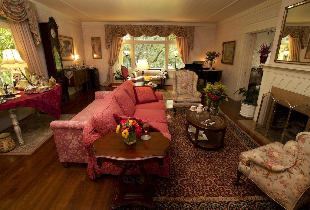 The Bissell House Bed & Breakfast พาซาเดนา ภายนอก รูปภาพ